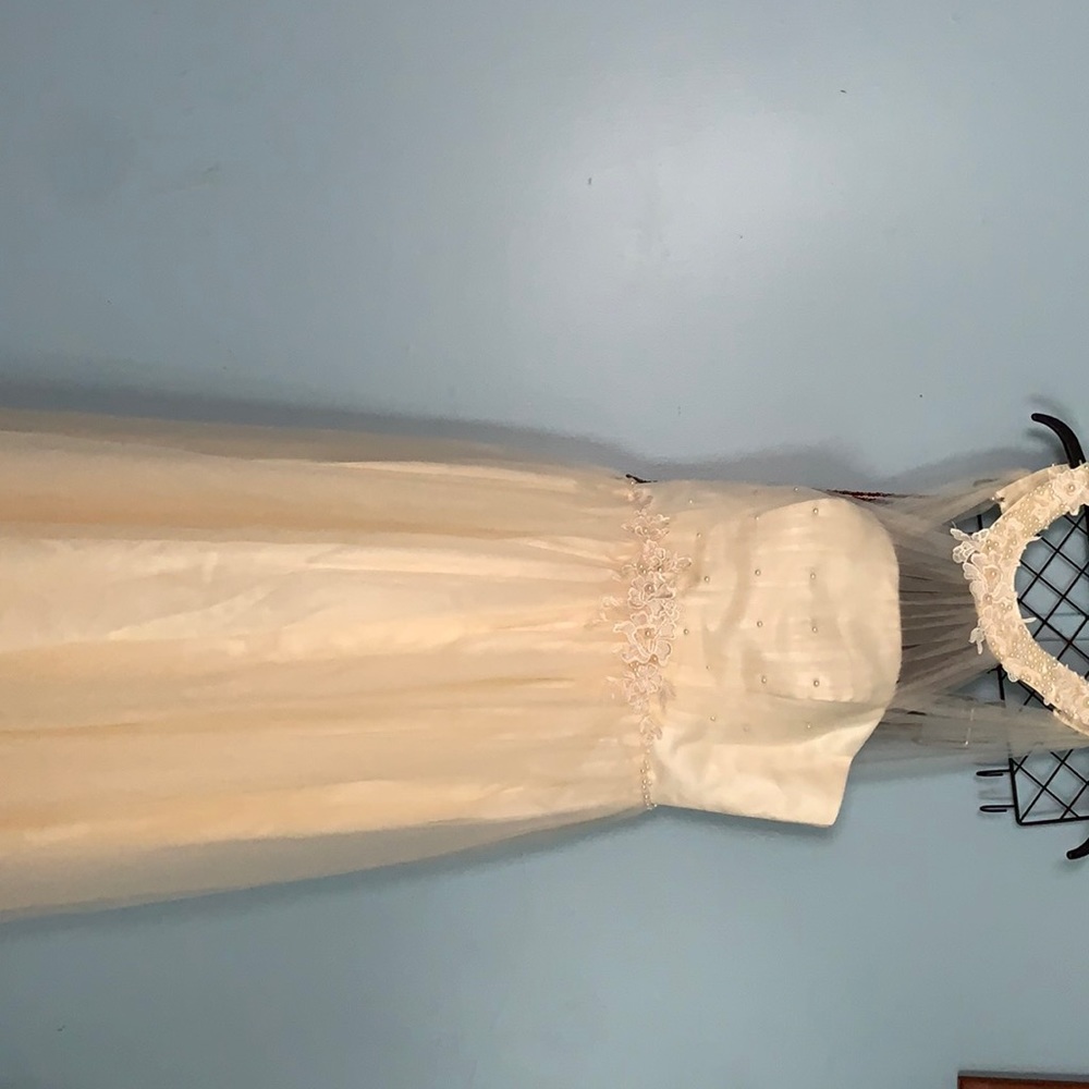 Ball gown